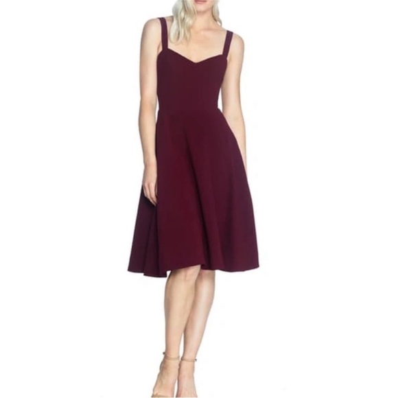 NWT Dress the Population Alina Crepe Fit & Flare Cocktail Dress in Burgundy M - Picture 1 of 12